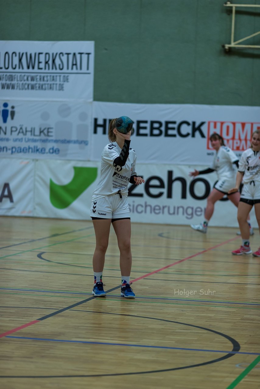 Bild 138 - C-Juniorinnen SVHU - HSD Wagrien : Ergebnis: 30:15